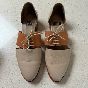 Fortress ‘Carmen’ Leather Flats